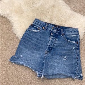 A&F high-waisted 4” short